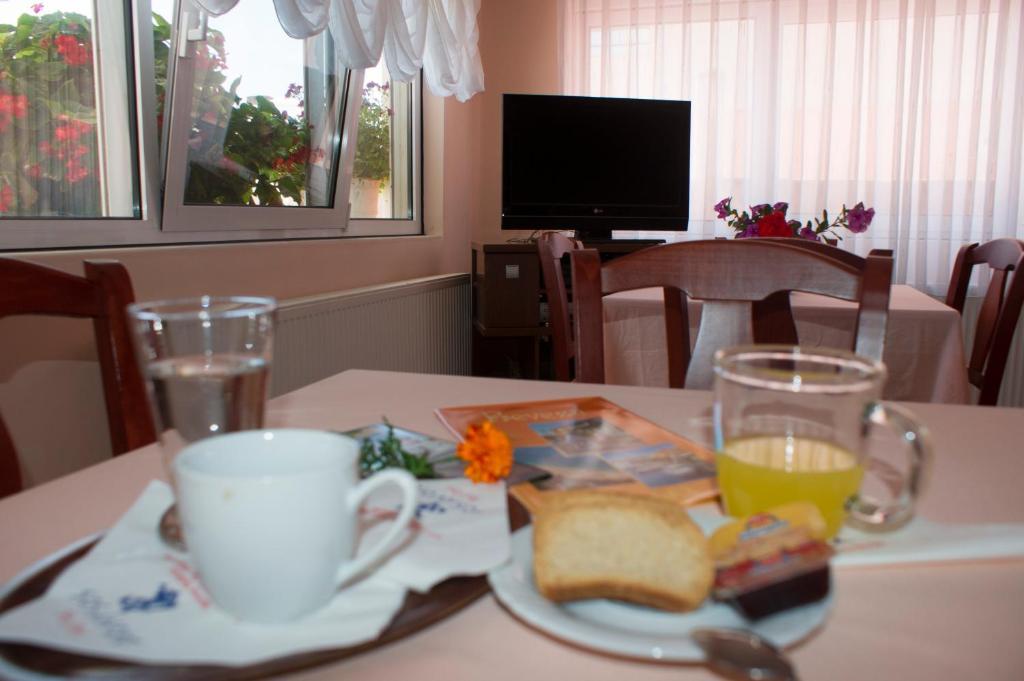 Dionisos Hotel Mytikas  Eksteriør bilde